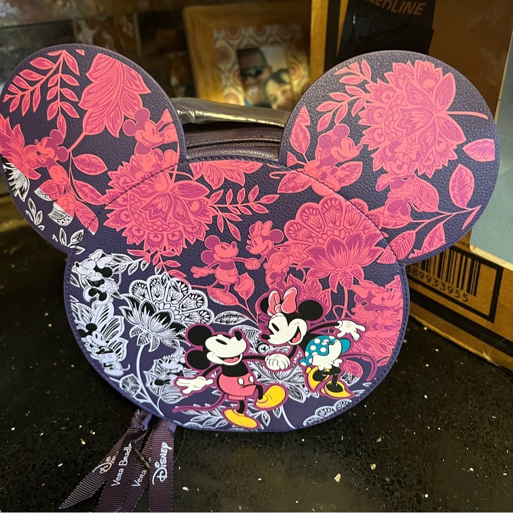 Vera Bradley Mickey and Minnie Make up bag